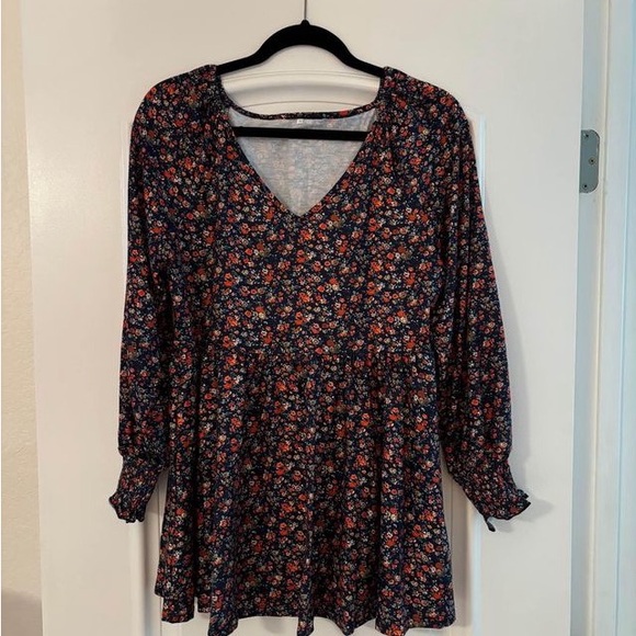 NWOT - Babydoll Floral Top - Picture 1 of 3